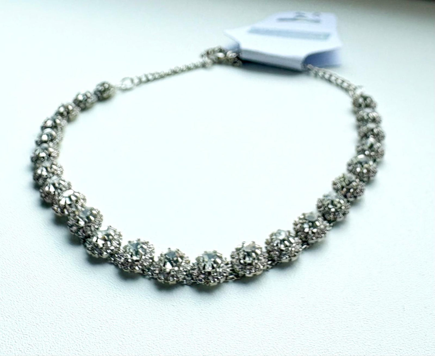 Luxe Kristallen Choker Ketting voor Dames – Elegante Zilverkleurige Statement Ketting met Fo |kod61|kodnkelende Strass