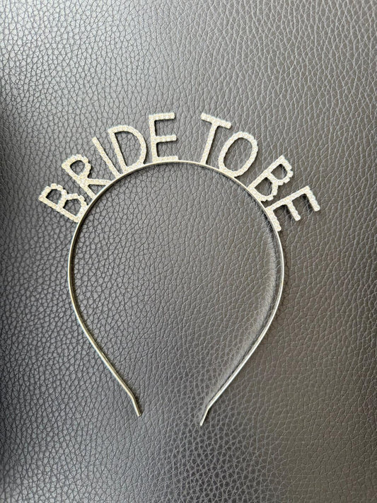 Bride To Be Haarband met Strass – Vrijgezellenfeest Accessoire voor de Bruid – Glitter Tiara Hoofdband voor Bachelorette Party, Bridal Shower & Bruiloftsfeest| kod01