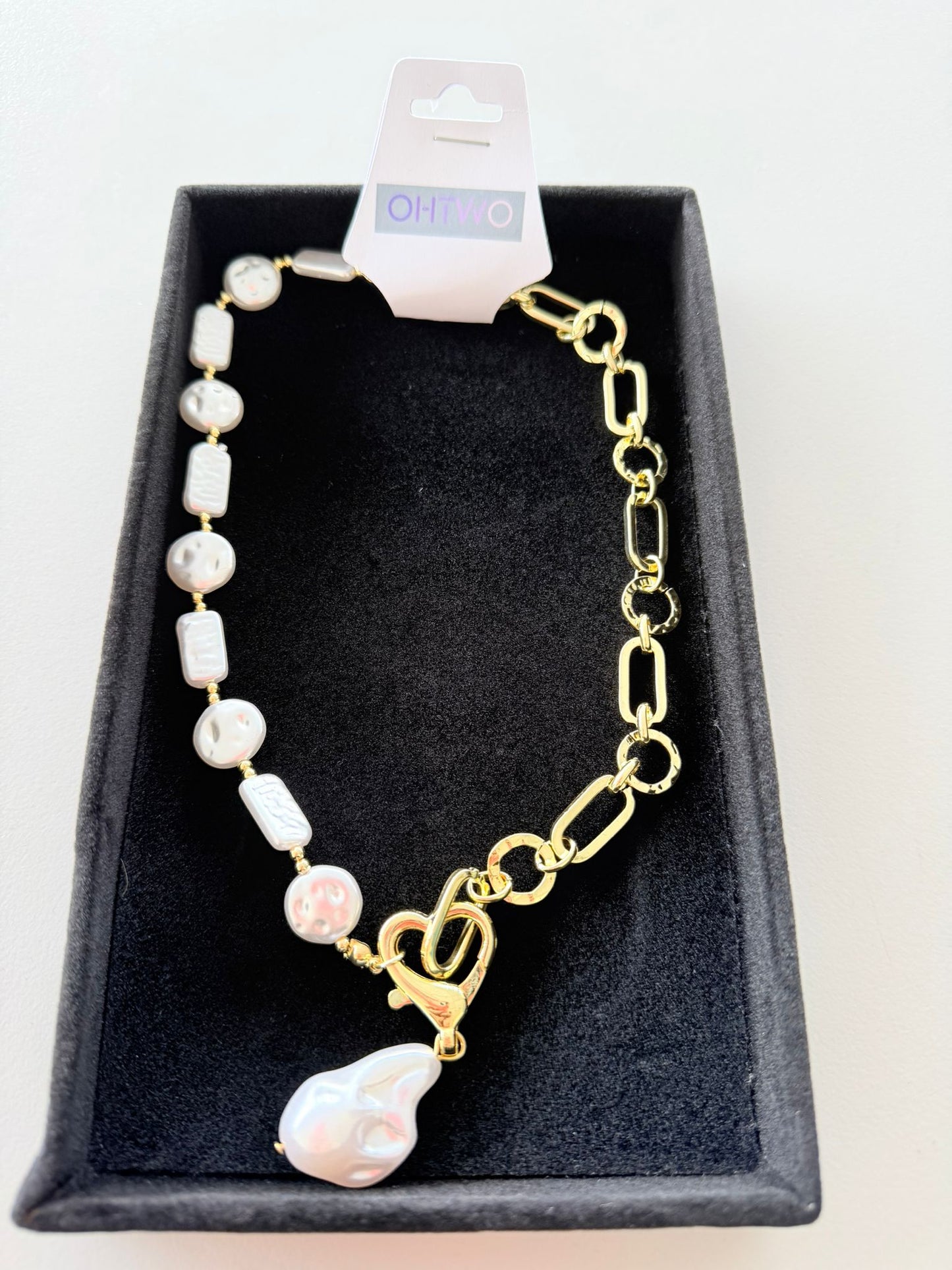 Luxe Parel & Goudkleurige Schakelketting voor Dames – Elegante Statement Ketting met Hartdetail |kod93