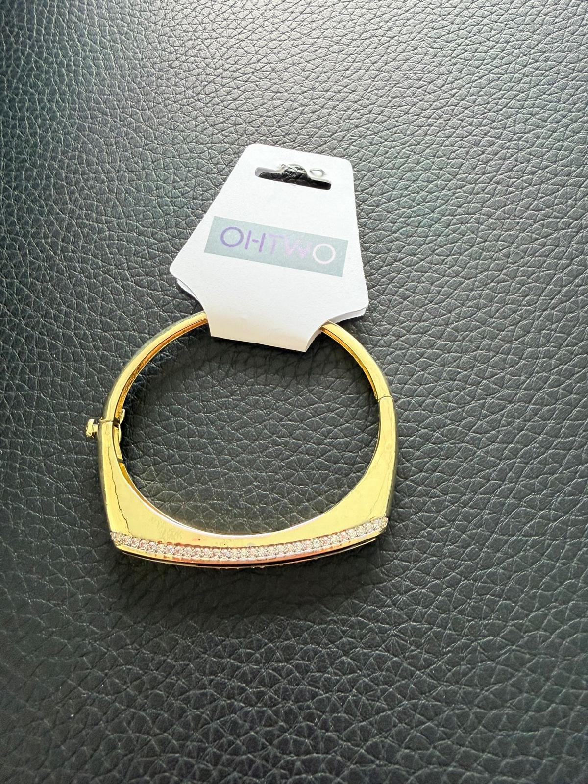 Geometrische Gouden Creolen Dames – Luxe Oorbellen met Strass Steentjes – Elegante Statement Hoops |kod48