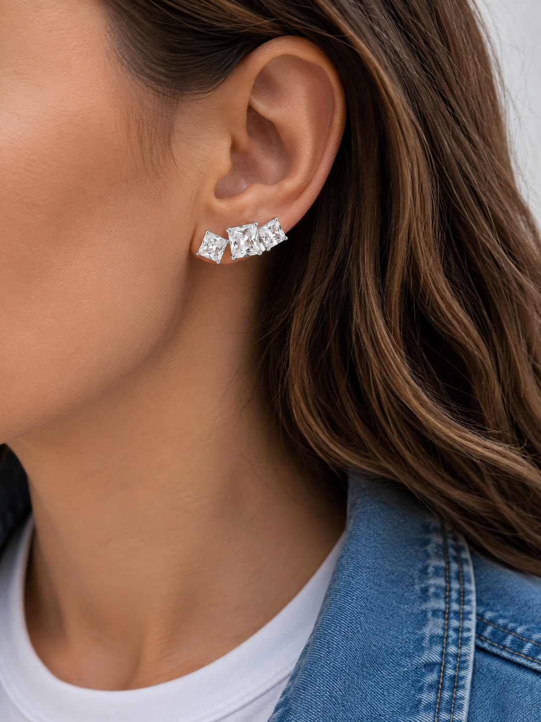 Luxe Kristallen Oorknopjes – Geometrische Zirkonia Oorbellen voor Dames – Elegante Zilverkleurige Statement Oorstekers |kod37