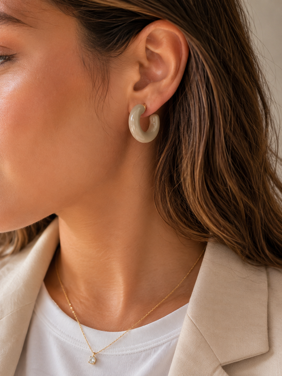 Beige Chunky Hoop Oorbellen Dames – Trendy Statement Oorringen – Lichtgewicht Elegante Oorstekers |kod42